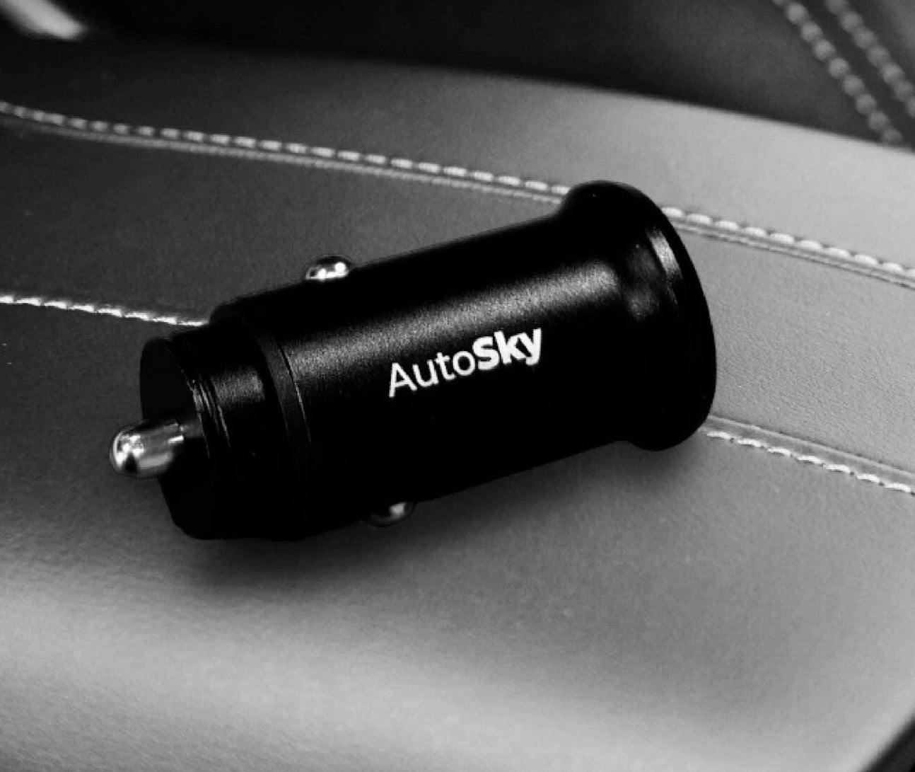 adaptador encendedor, 12V, cargador para carro, accesorios eléctricos carro, adaptador 12V 20W, fuente de poder automotriz, energía para auto, adaptador cigarrera, adaptador encendedor universal