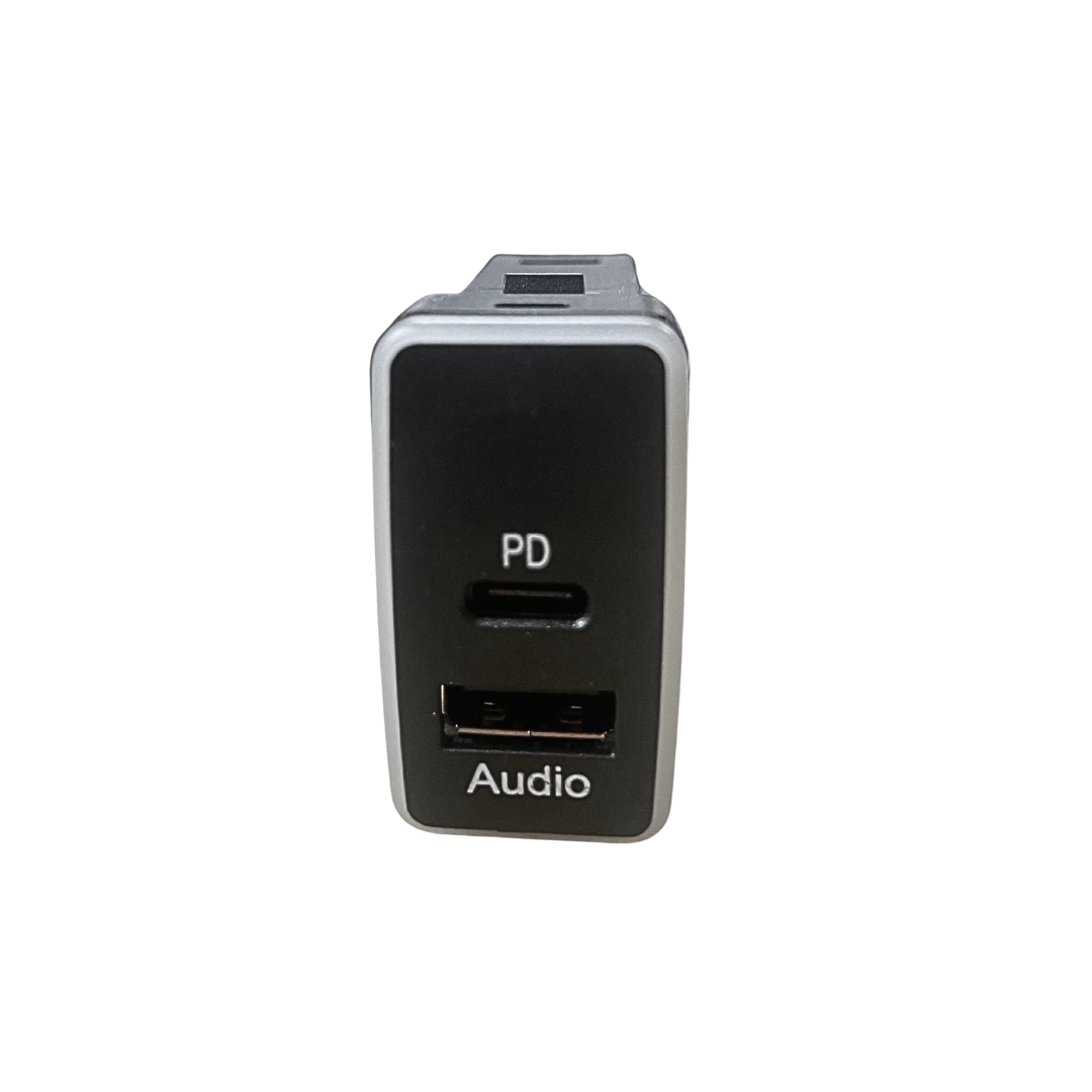 cargador usb toyota, tipo c, cargador original toyota, doble puerto, panel original, cargador pd, entrada auxiliar, cargador rápido auto, accesorios toyota, usb audio

