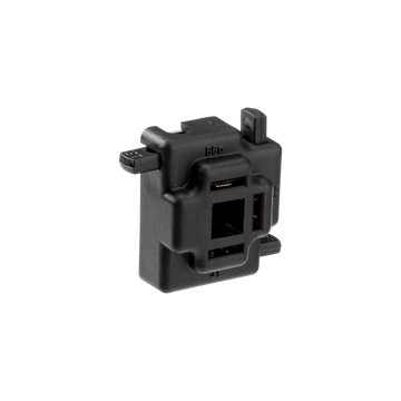 Conector Faro H4 Hella con bloqueo a presión. Alta resistencia al calor, fácil instalación y ajuste seguro para mayor confiabilidad.