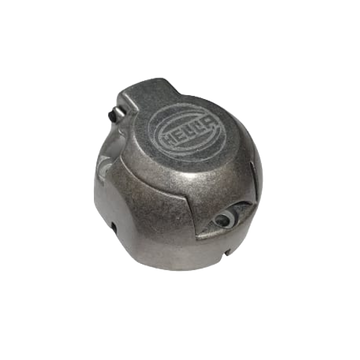 Conector tráiler hembra Hella, alta calidad y durabilidad, asegura una conexión eléctrica segura y confiable entre vehículo y remolque.

