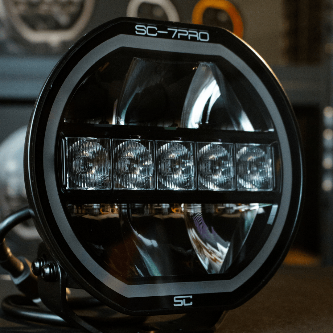 faro led 7 pulgadas, sc7 pro led, faro ovalado offroad, faro on road ece r149, faro doble modo, faro 6000k, faro led 4062 lúmenes, faro con memoria, faro ip67, faro led profesional, faro offroad potente, faro legal calle, luces led 4x4, faro 7 pulgadas sc led, faro soporte reforzado