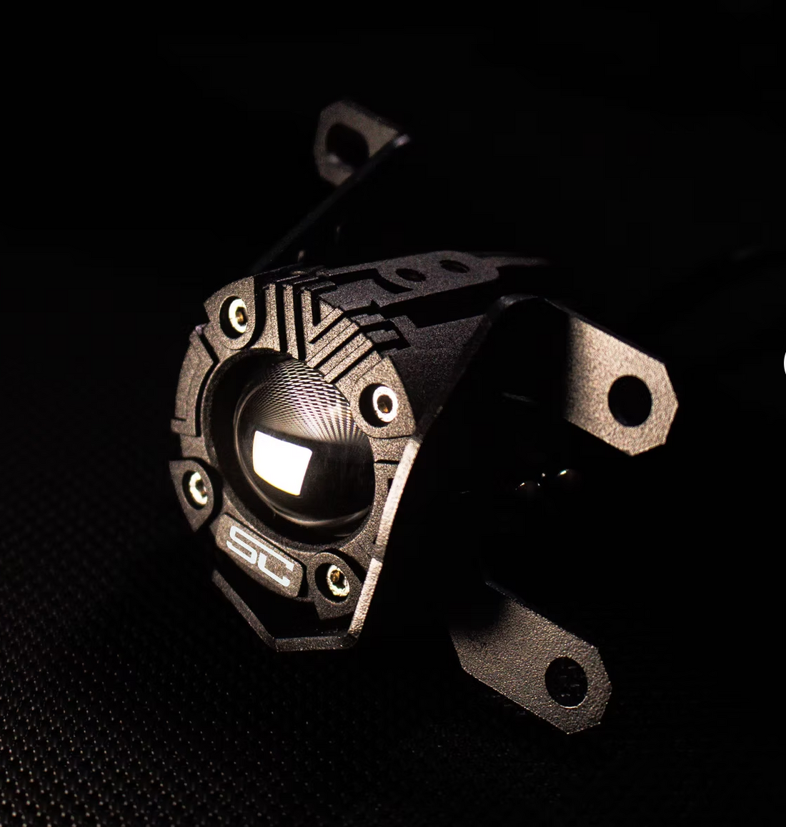 faros sc sfog, faros dual color toyota, luz led 2 pulgadas, faros led hilux revo, faro lc300 niebla, faro yaris cross, luz blanca y ámbar, faro antiniebla toyota, led driving beam, sc sfog 2350 lúmenes, faro led toyota 2024, faro toyota plug and play, faro camión compacto, faros 2” resistentes, luz led todo clima