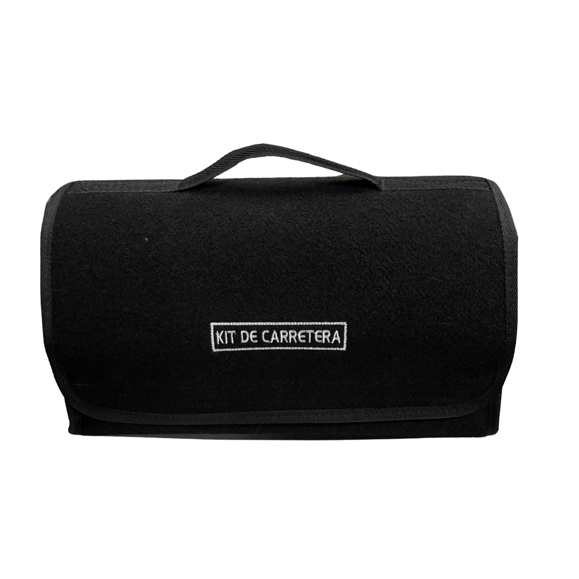 Maletín de seguridad vial en felpa con cierre de cremallera. Incluye elementos básicos para emergencias en carretera. Compatible con todo tipo de vehículos.