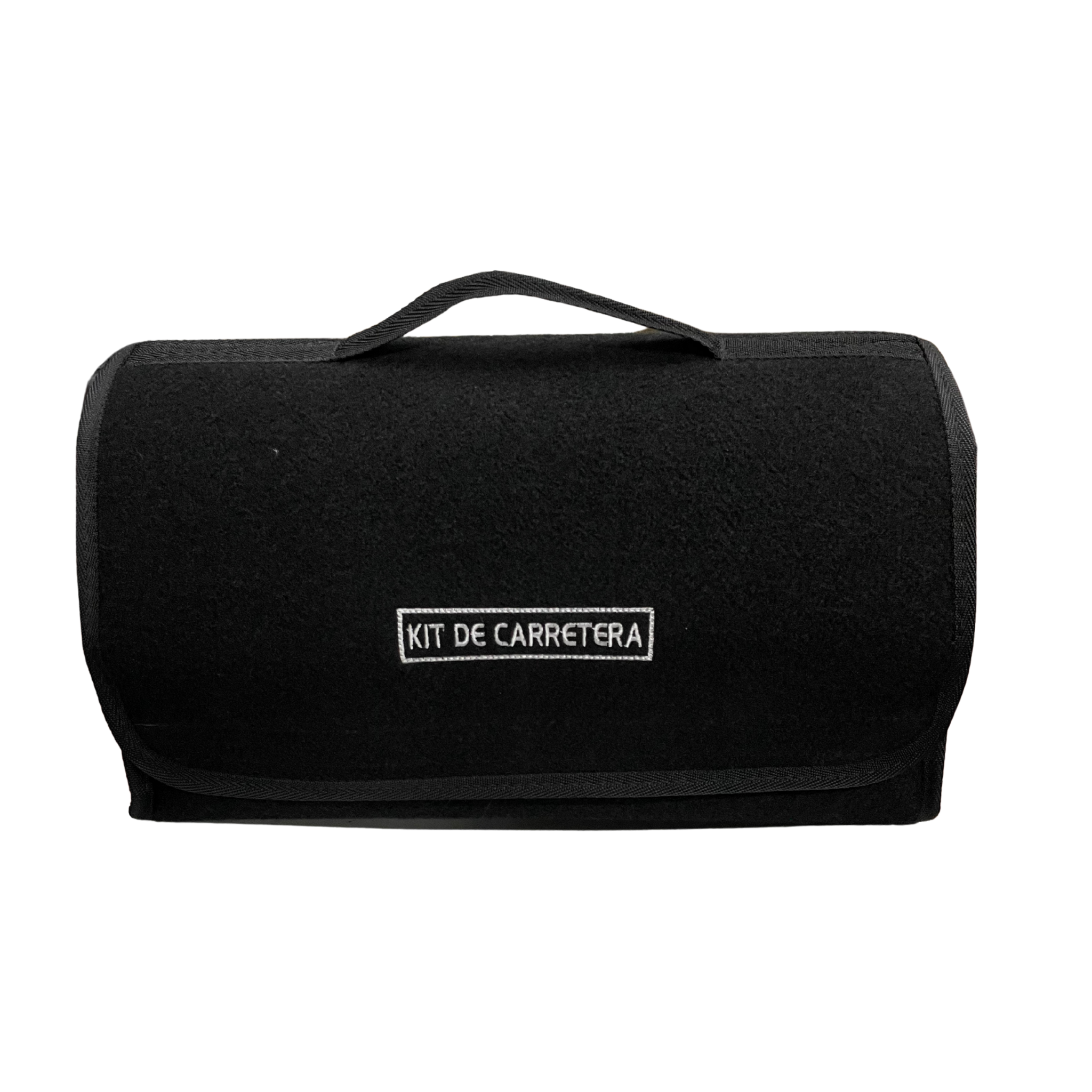 Maletín de seguridad vial en felpa con cierre de cremallera. Incluye elementos básicos para emergencias en carretera. Compatible con todo tipo de vehículos.