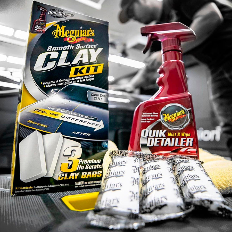 El Smooth Surface Clay Kit elimina contaminantes adheridos a la pintura y restaura la suavidad al tacto, dejando tu auto listo para encerar o pulir.